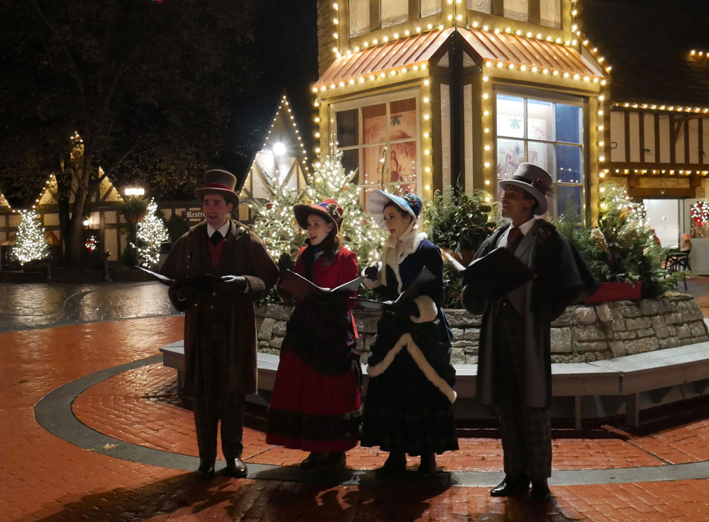 Busch Gardens Williamsburg Christmas Town Carolers