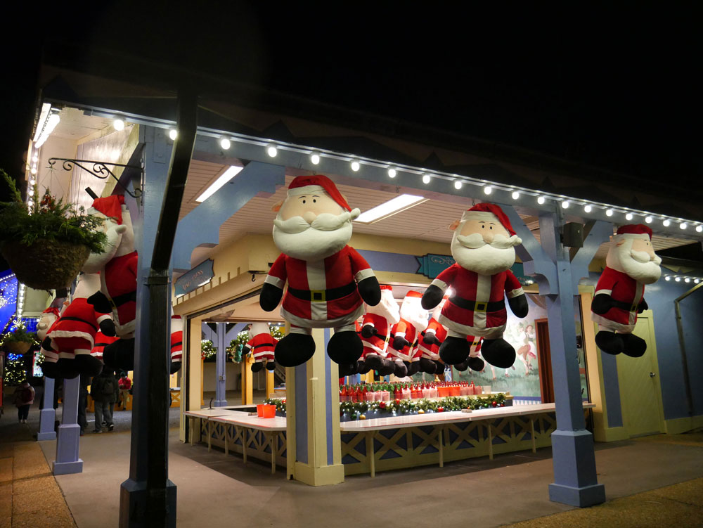 Busch Gardens Williamsburg Christmas Town Games Win a Santa