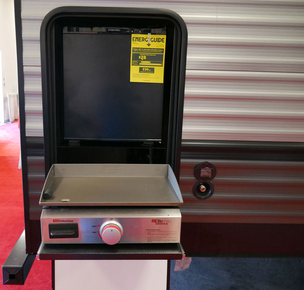 Small RV Outdoor Kitchen With Griddle and Refrigerator