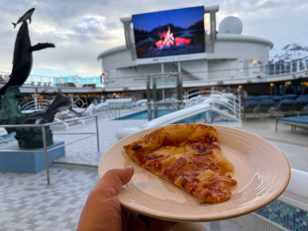 Pizza poolside on Sapphire Princess