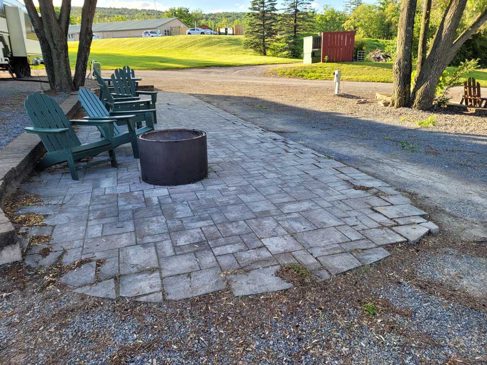 Premium pull-through campsite at KOA Williamsport